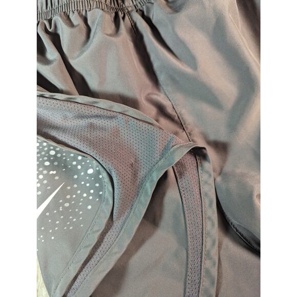 Nike Women's Tempo Flash running shorts - Size Small - Picture 3 of 3